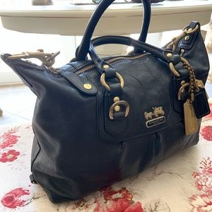 COACH - BEAUTIFUL BLACK TOTE